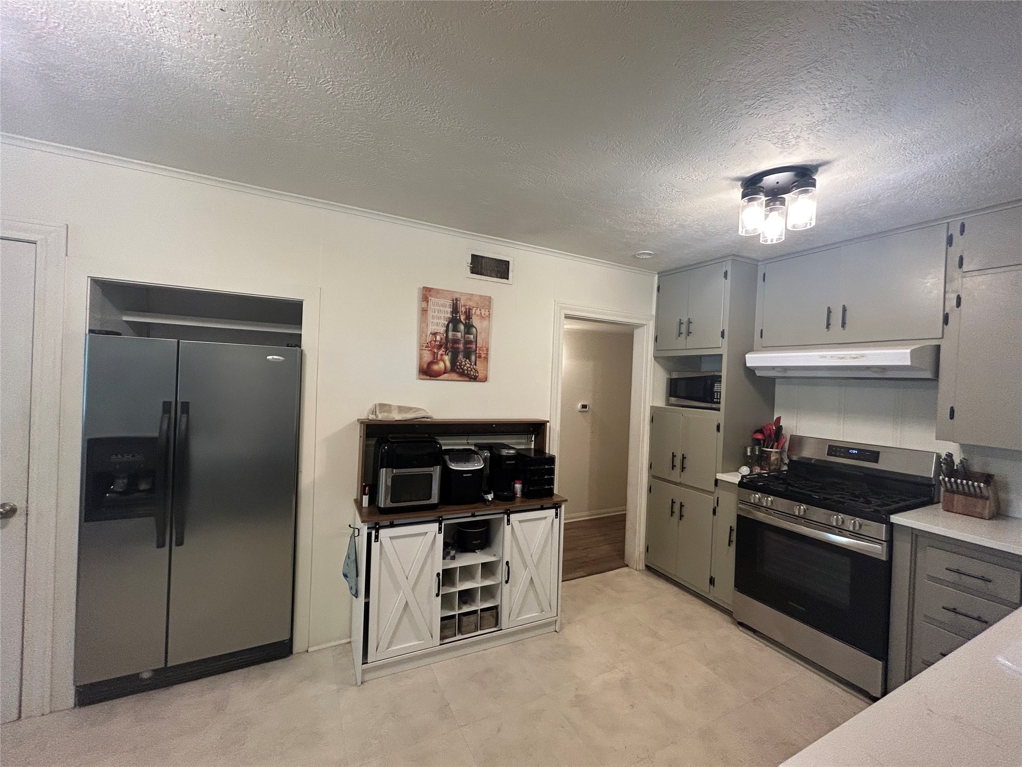 317 Harbert Street Columbus, TX 78934 - Photo 10 of 18