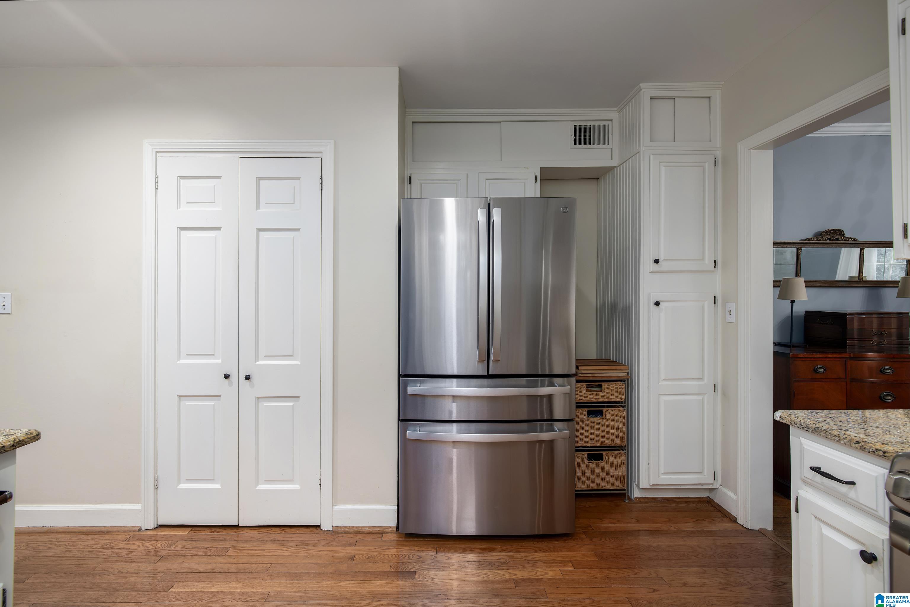 3701 Rockhill Road Birmingham, AL 35223 - Photo 10 of 39