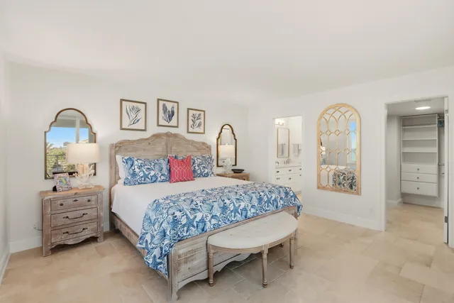 $975,500 | 900 Ocean Drive, Unit 207, Juno Beach, FL 33408