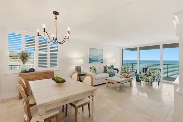 $975,500 | 900 Ocean Drive, Unit 207, Juno Beach, FL 33408