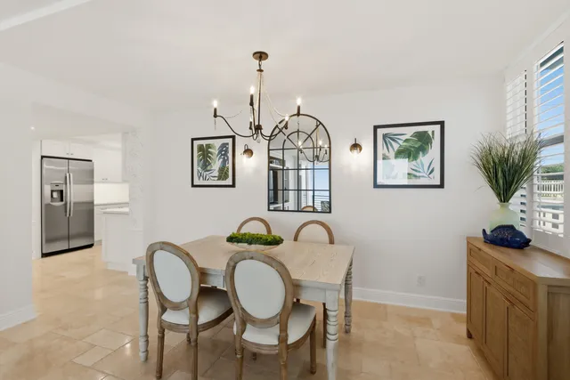 $975,500 | 900 Ocean Drive, Unit 207, Juno Beach, FL 33408