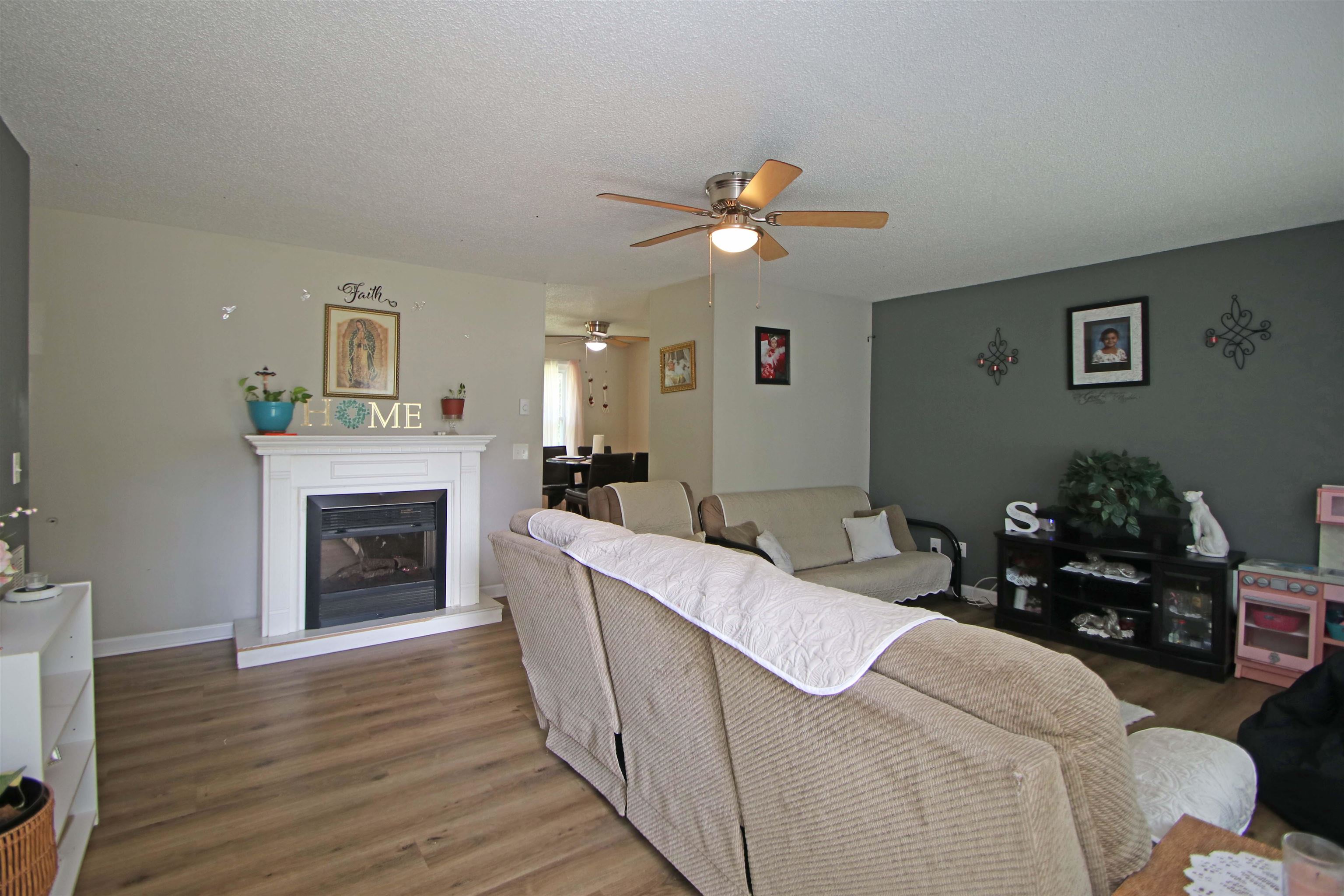 329 Williamsport Road Timberville, VA 22853 - Photo 3 of 20 Gallery Image 3