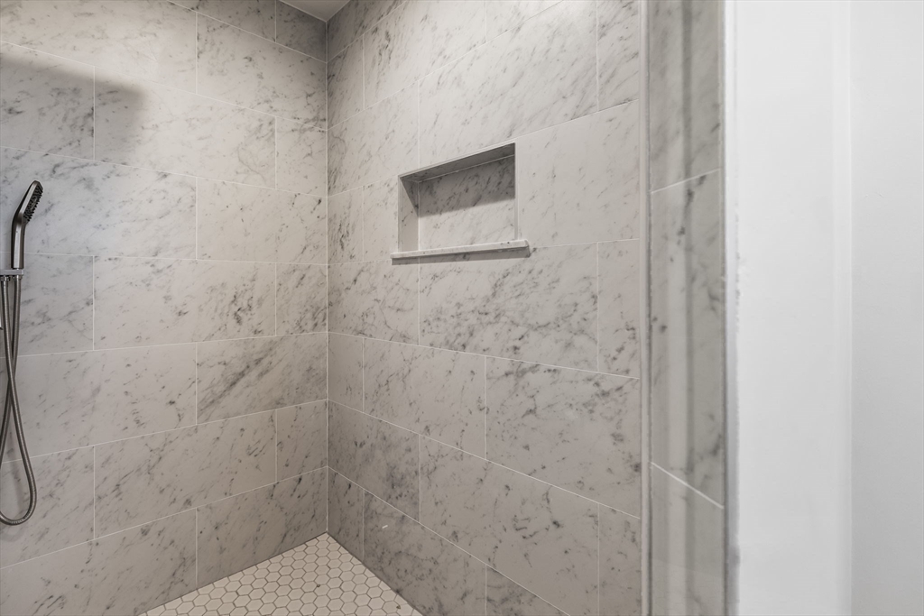 37 Lantern Lane Braintree, MA 02184 - Photo 27 of 40 a bathroom with a shower