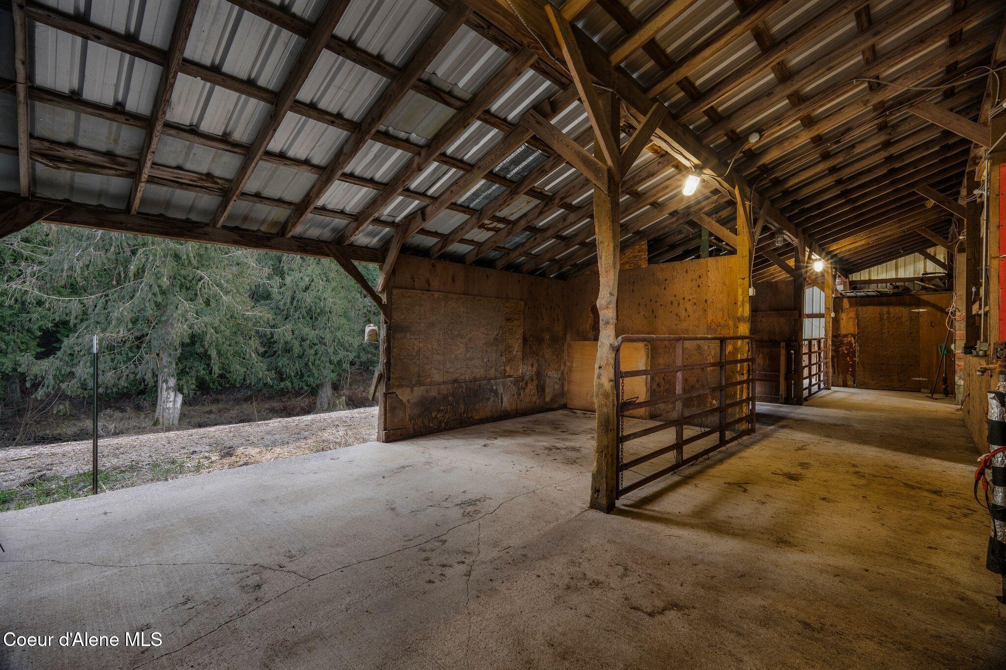 300 Sunny Shadows Lane Sandpoint, ID 83864 - Photo 34 of 84 Stalls