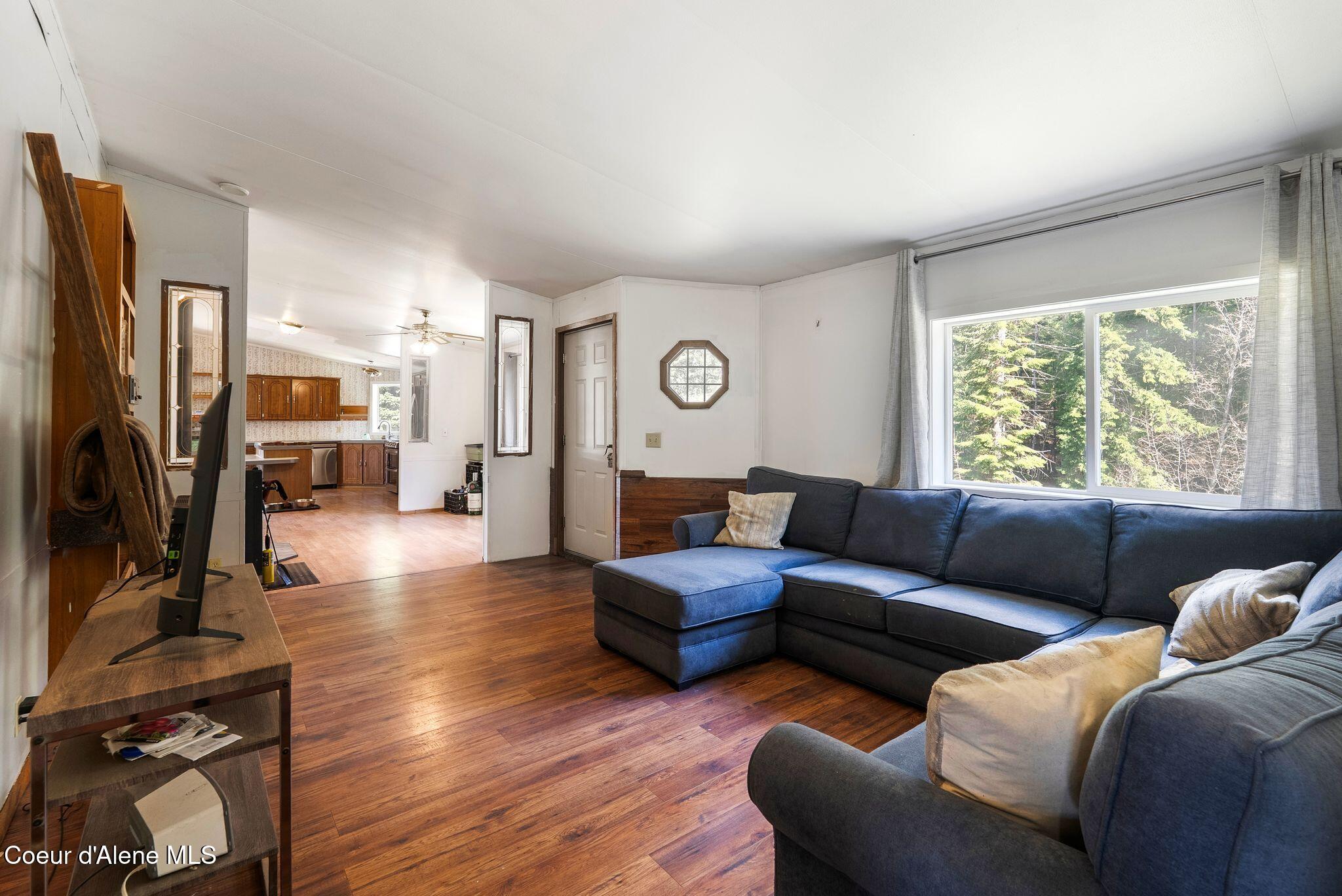 300 Sunny Shadows Lane Sandpoint, ID 83864 - Photo 6 of 84 Living