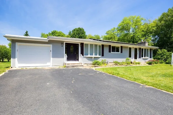 $399,900 | 9 Barton Street, Granby, MA 01033