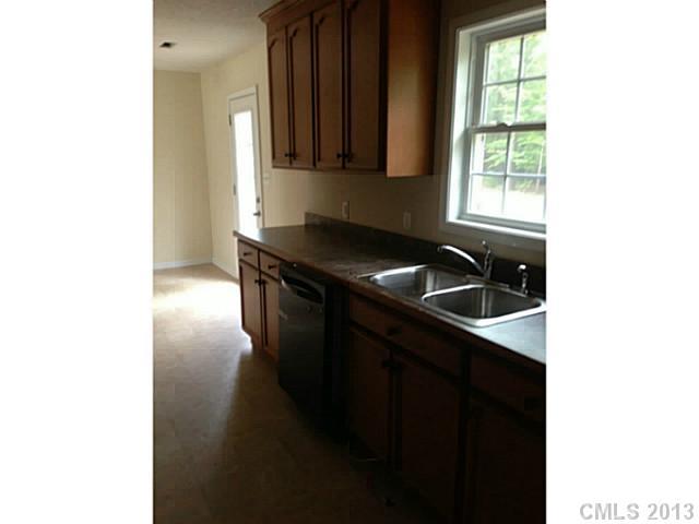 4008 Orion Road York, SC 29745 - Photo 2 of 10 Gallery Image 2