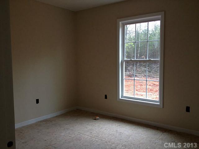4008 Orion Road York, SC 29745 - Photo 8 of 10 Gallery Image 8