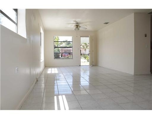 5606 Coconut Road West Palm Beach, FL 33413 - Photo 3 of 7 Additional Photo