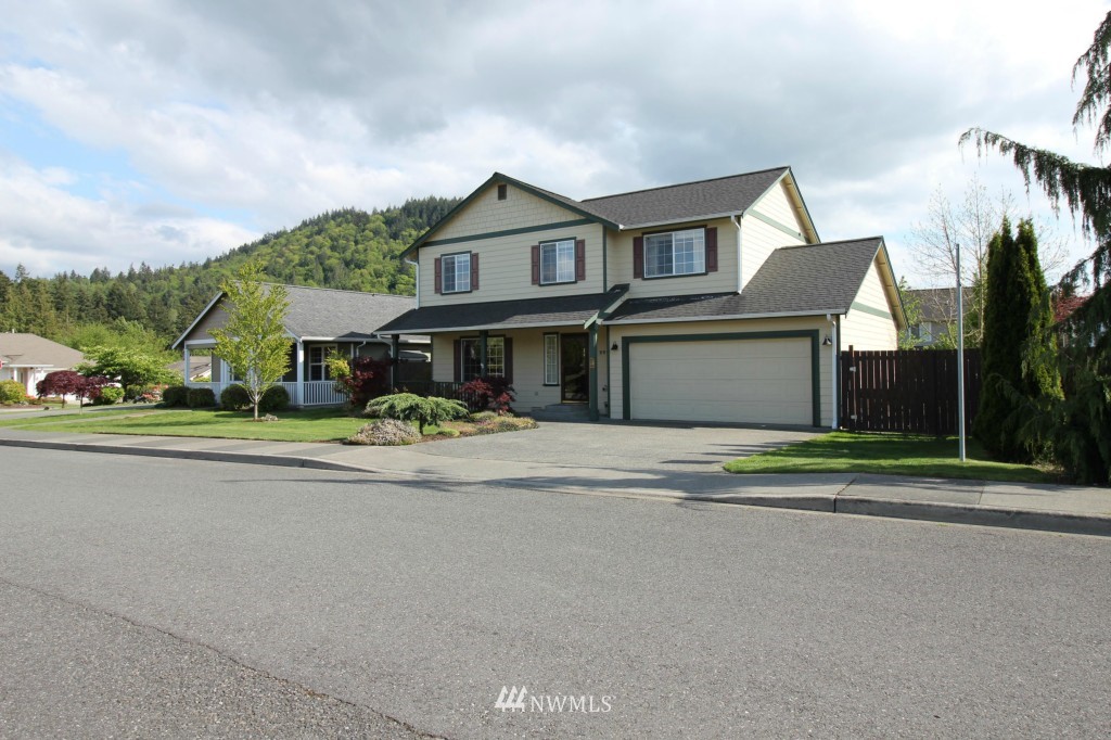 2020 Riley Road Mount Vernon, WA 98274 - Photo 2 of 23 Gallery Image 2
