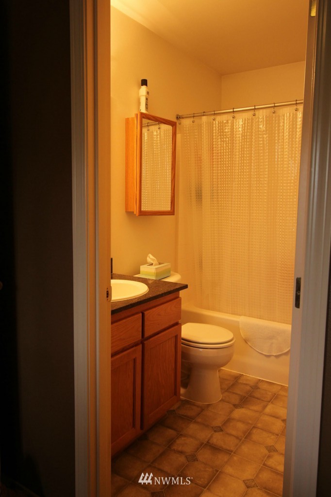 2020 Riley Road Mount Vernon, WA 98274 - Photo 11 of 23 Gallery Image 11