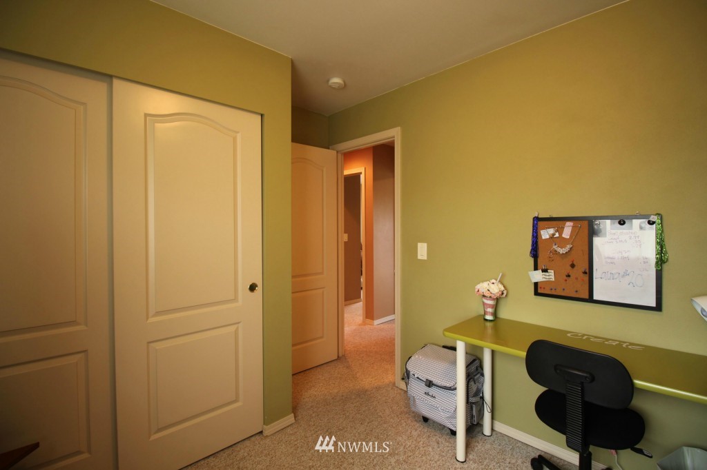 2020 Riley Road Mount Vernon, WA 98274 - Photo 17 of 23 Gallery Image 17