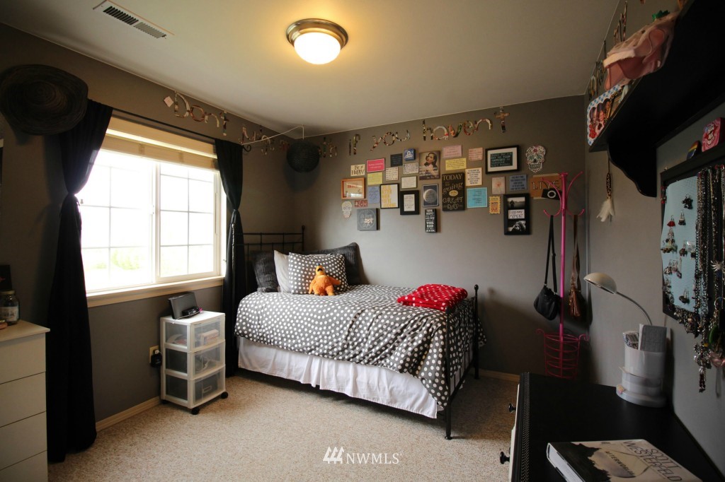 2020 Riley Road Mount Vernon, WA 98274 - Photo 20 of 23 Gallery Image 20