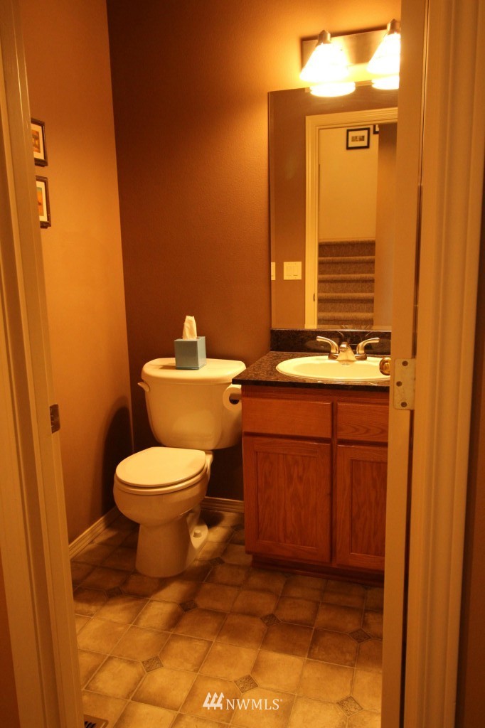 2020 Riley Road Mount Vernon, WA 98274 - Photo 7 of 23 Gallery Image 7