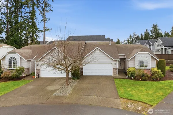 $799,950 | 12616-12618 119th St Court East, Puyallup, WA 98374