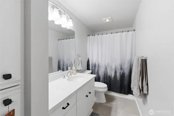 $799,950 | 12616-12618 119th St Court East, Puyallup, WA 98374