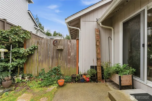 $799,950 | 12616-12618 119th St Court East, Puyallup, WA 98374