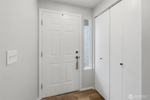 $799,950 | 12616-12618 119th St Court East, Puyallup, WA 98374