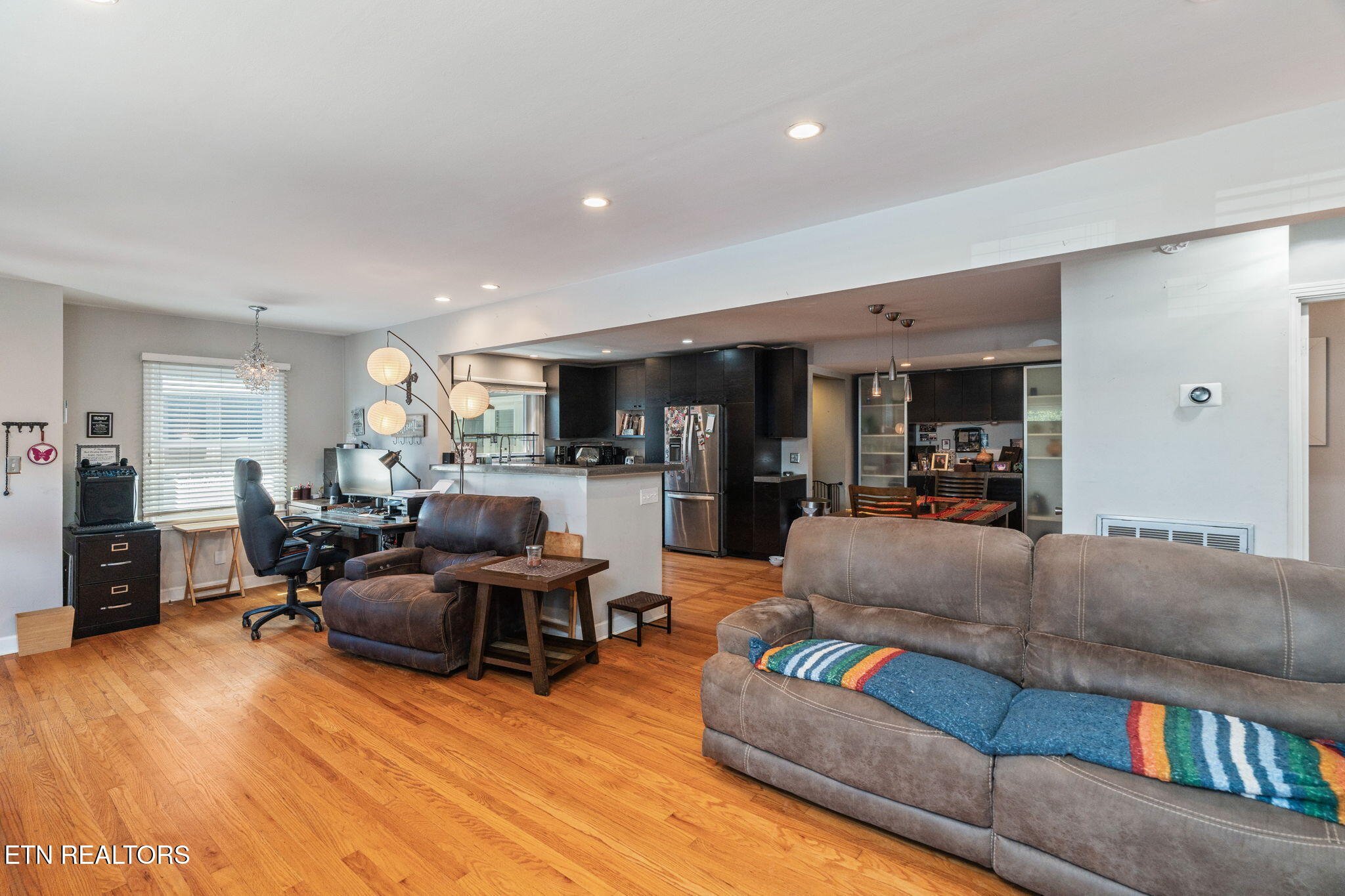 1025 Morrell Road Knoxville, TN 37919 - Photo 13 of 45 Living Room