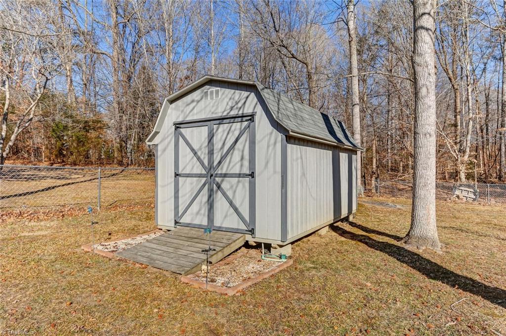 131 Greenbriar Road Reidsville, NC 27320 - Photo 22 of 24 Gallery Image 22