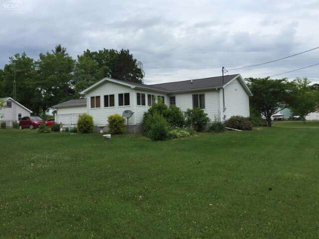 7373 North Lewis Road Mount Morris, MI 48458 - Photo 6 of 15 21180945-5.JPG