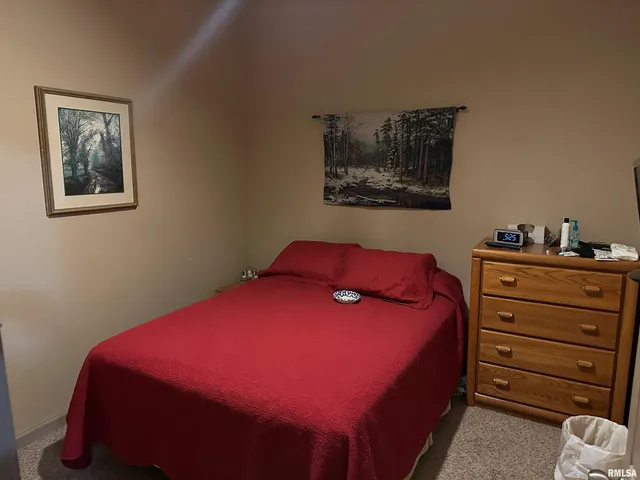 $739,000 | 415 Pinoak Lane, Cypress, IL 62923