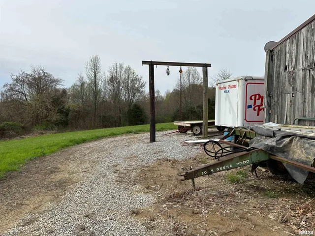 $739,000 | 415 Pinoak Lane, Cypress, IL 62923