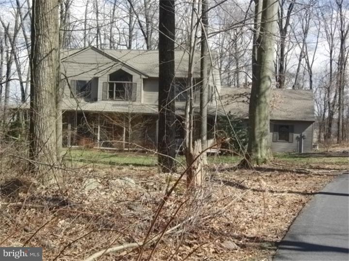 5695 German Road Emmaus, PA 18049 - Photo 2 of 12 Gallery Image 2