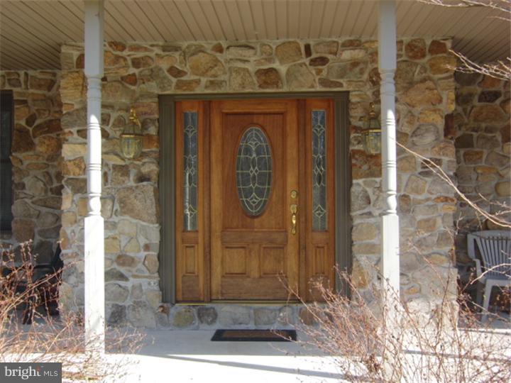 5695 German Road Emmaus, PA 18049 - Photo 6 of 12 Gallery Image 6