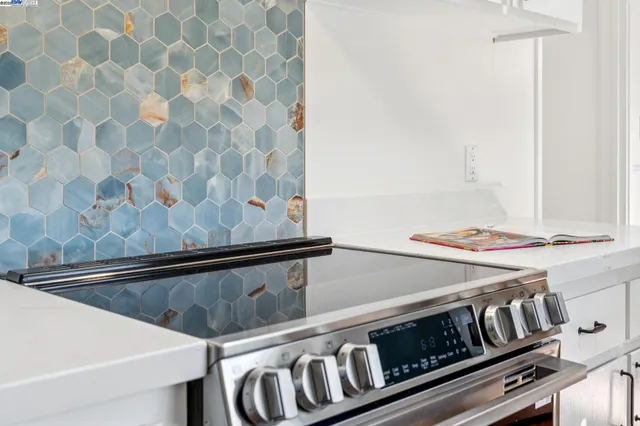 $815,000 | 3201 Fiji Lane, Alameda, CA 94502