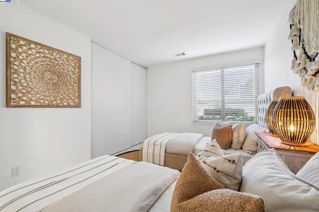 $815,000 | 3201 Fiji Lane, Alameda, CA 94502