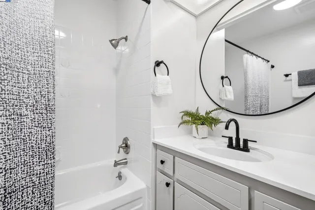 $815,000 | 3201 Fiji Lane, Alameda, CA 94502