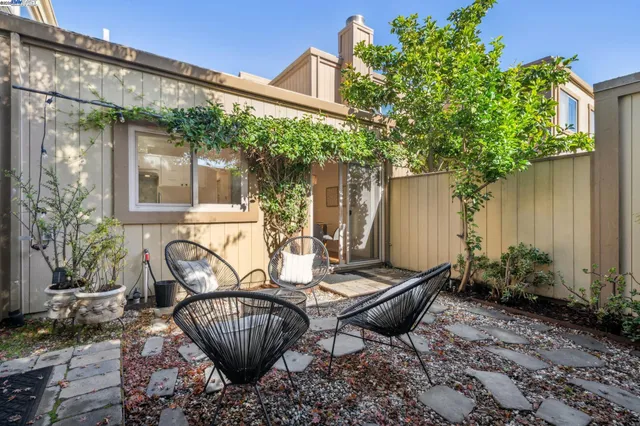 $815,000 | 3201 Fiji Lane, Alameda, CA 94502