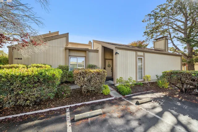 $815,000 | 3201 Fiji Lane, Alameda, CA 94502