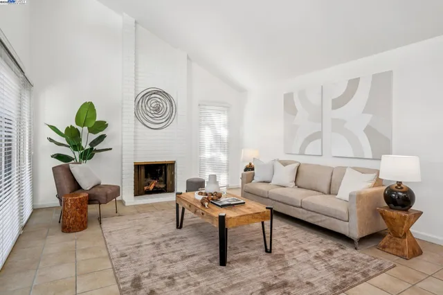 $815,000 | 3201 Fiji Lane, Alameda, CA 94502