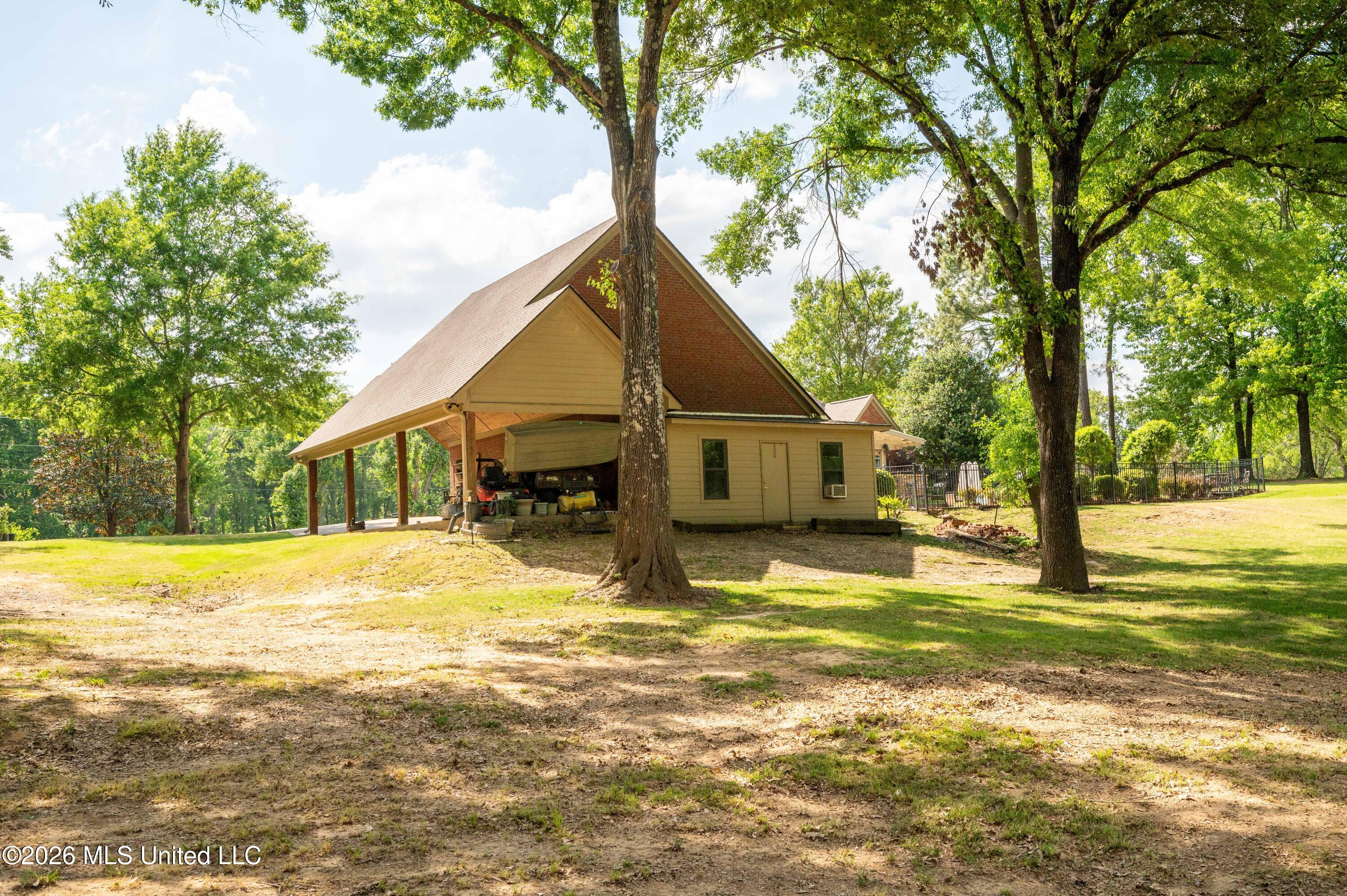 1290 Robertson Road Hernando, MS 38632 - Photo 9 of 75 A-21