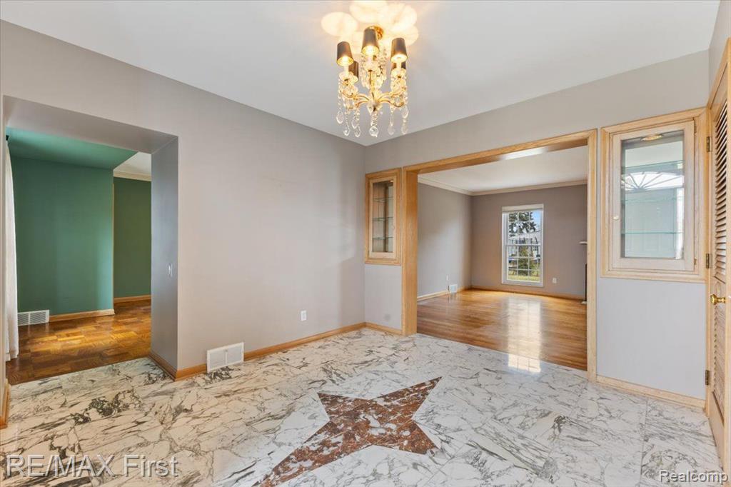 754 Shelden Road Grosse Pointe Shores, MI 48236 - Photo 12 of 44