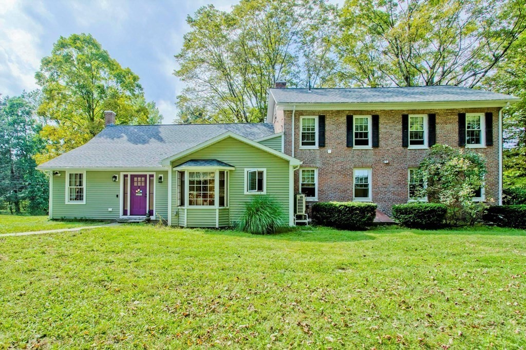 4 Lawrence Plain Road Hadley, MA 01035 - Photo 1 of 33 Gallery Image 1