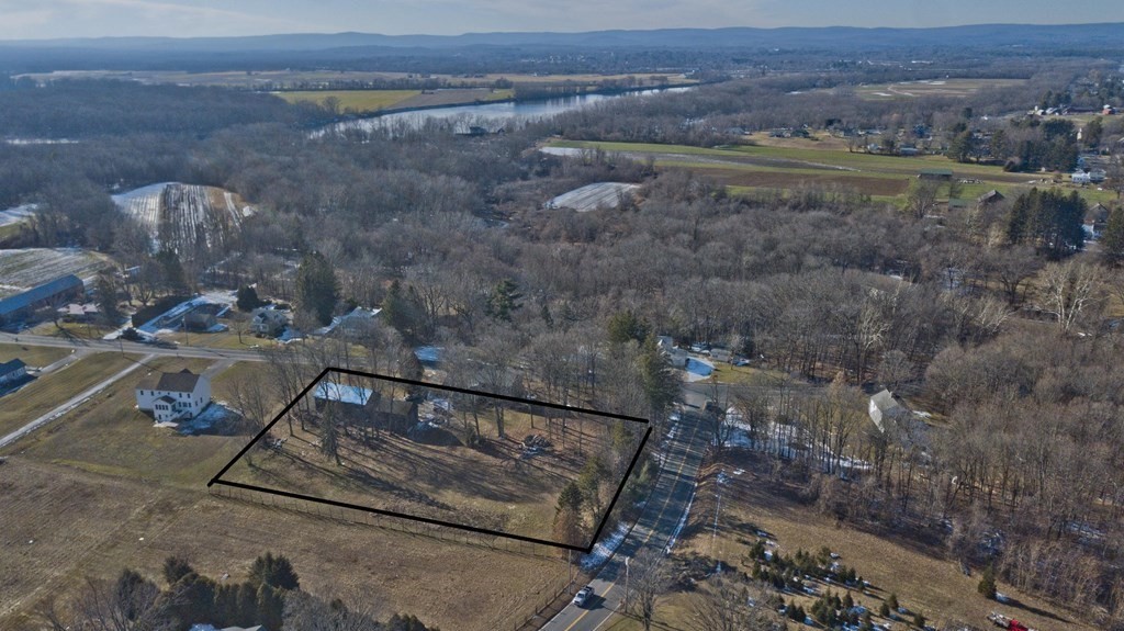 4 Lawrence Plain Road Hadley, MA 01035 - Photo 2 of 33 Gallery Image 2