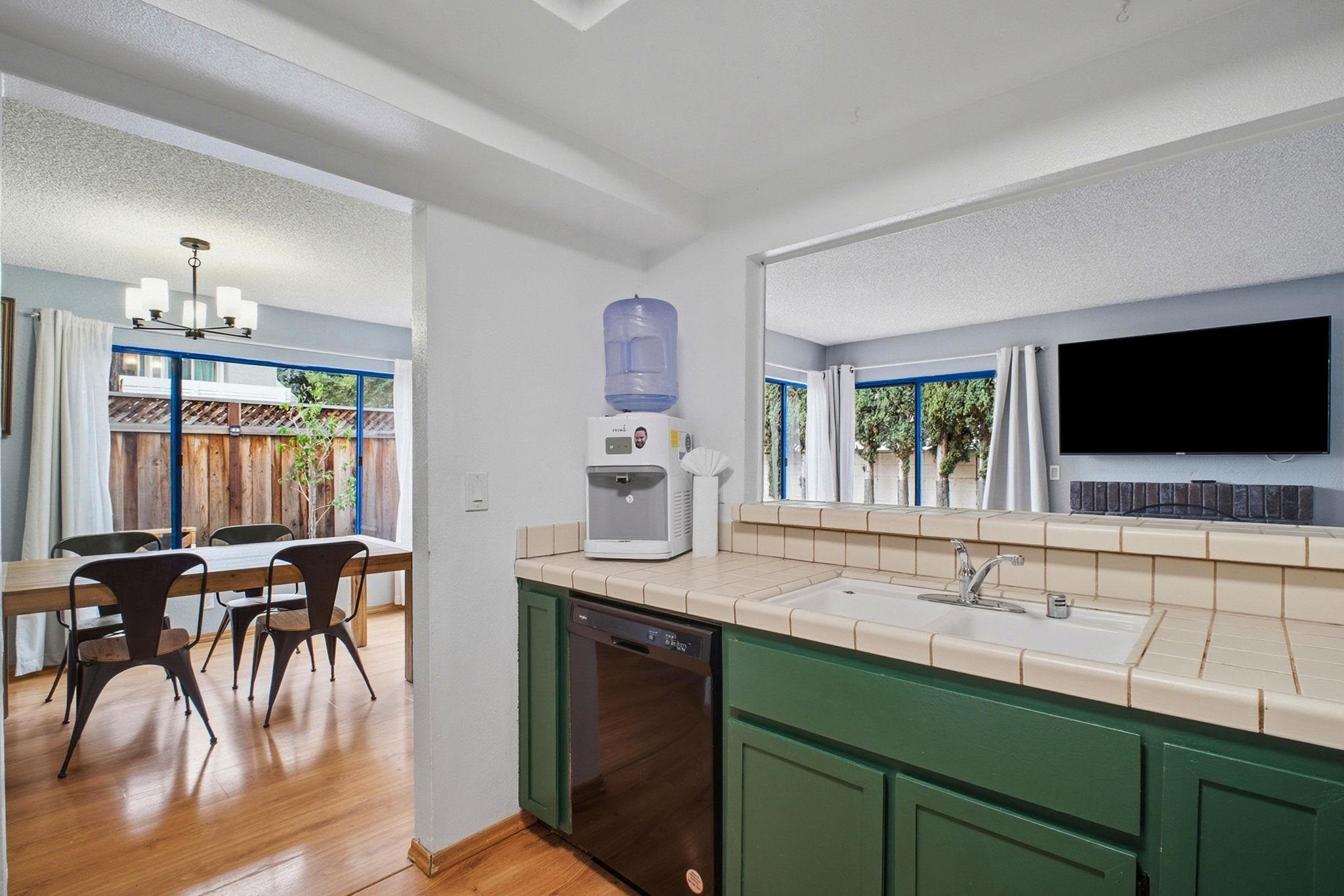 4070 Drew Terrace Fremont, CA 94538 - Photo 11 of 34