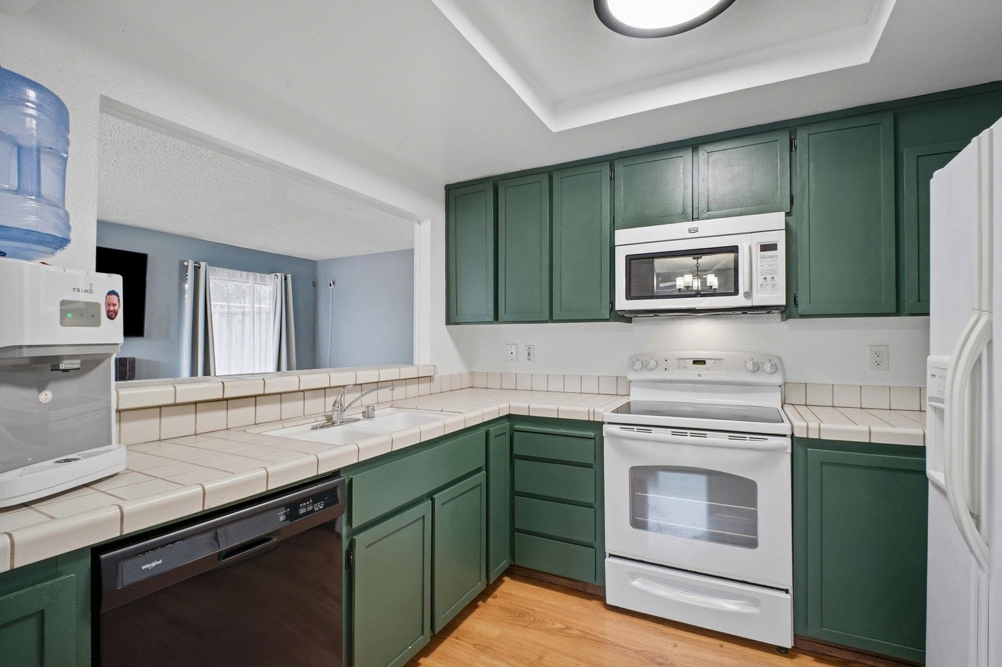 4070 Drew Terrace Fremont, CA 94538 - Photo 9 of 34