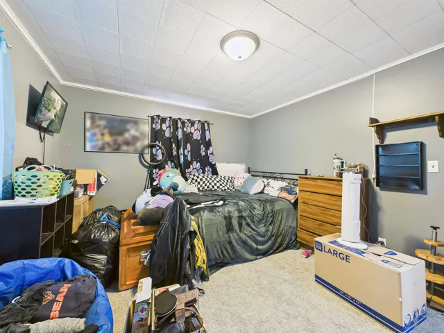 $210,000 | 515 East Riverside Road, Huntington, IN 46750