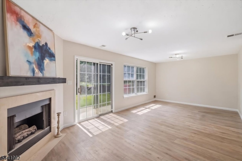 286 Nebula Road Piscataway, NJ 08854 - Photo 6 of 38