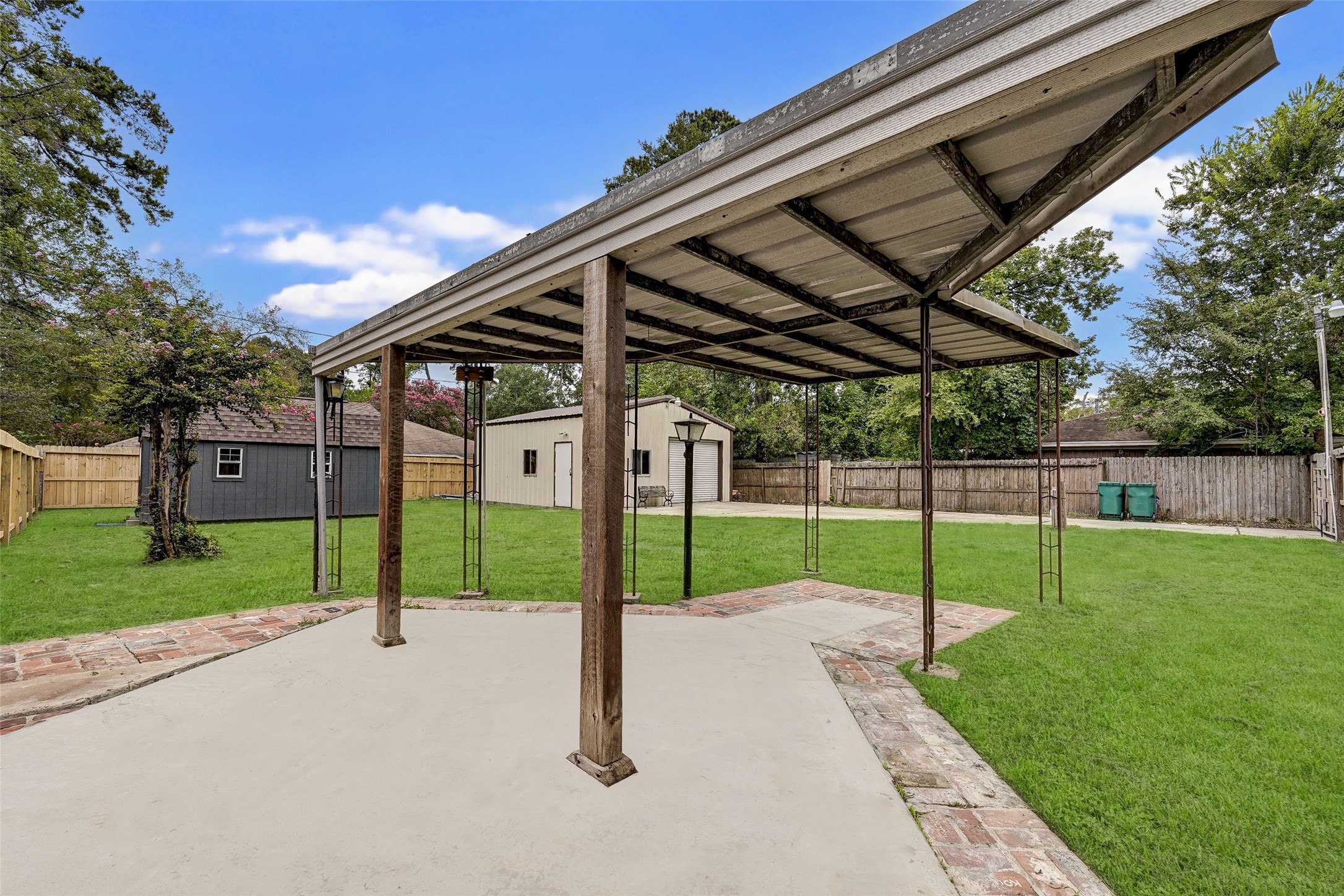 1703 North Roberson Street Conroe, TX 77301 - Photo 41 of 50 Second lot