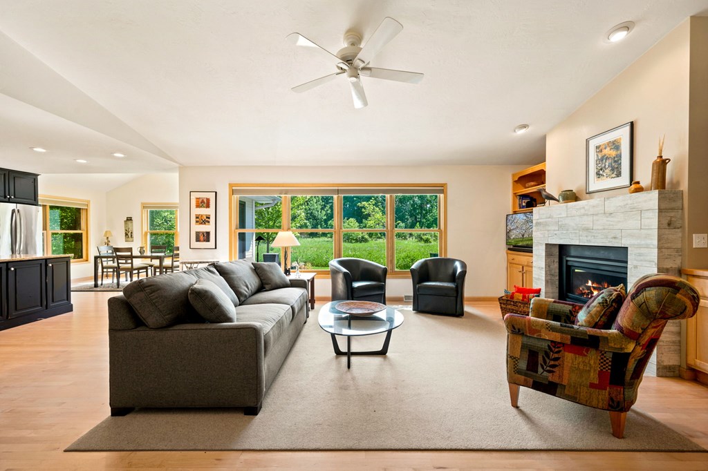 7814 Eames Farm Road, Unit 3V Egg Harbor, WI 54209 - Photo 7 of 26