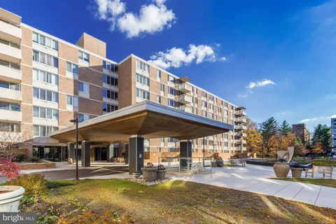 $500,000 | 2939 Van Ness Street Northwest, Unit 1148, Washington, DC 20008