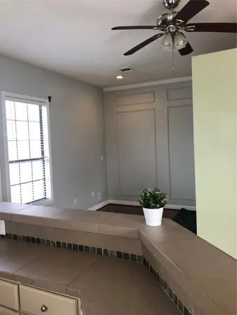 $950 | 543 West 27th Street, Unit E, Houston, TX 77008