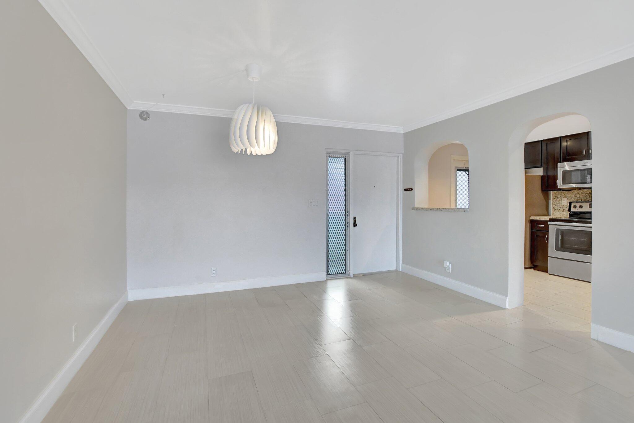 800 East Camino, Unit 4110 Boca Raton, FL 33432 - Photo 6 of 41 4-web-or-mls-DSC_0851