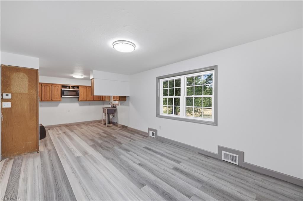 954 Parsonville Road Purlear, NC 28665 - Photo 17 of 45 Gallery Image 17