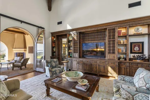 $18,900,000 | 10719 East Rimrock Drive, Scottsdale, AZ 85255